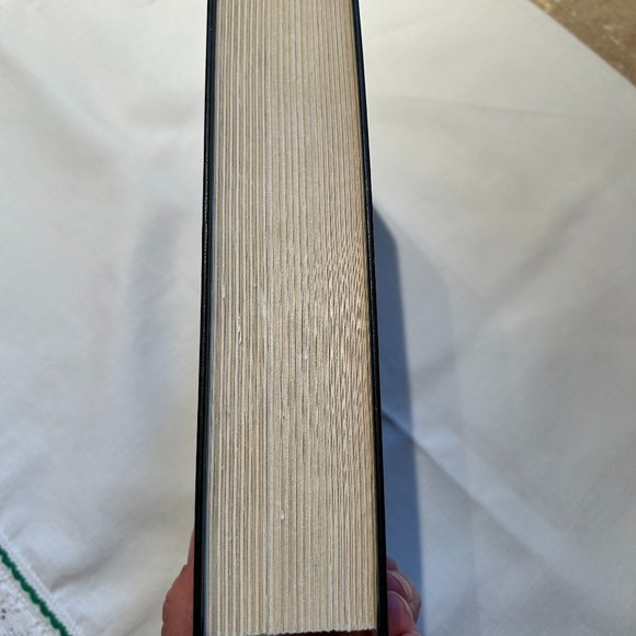 ANN LANDERS Encyclopedia A to Z - Volume II - Picture 5 of 8